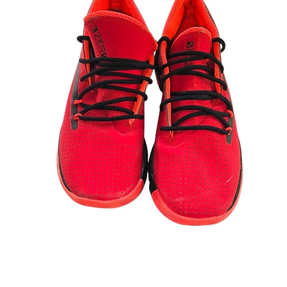 NEW Under Armour Boys 3Zero III Basketball Shoes Size 5 Youth Stephen Curry‎
